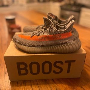 Adidas Yeezy Boost 350 V2 Size 8.5